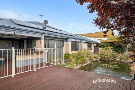 Big and Beautiful - UNFURNISHED - Photo 5