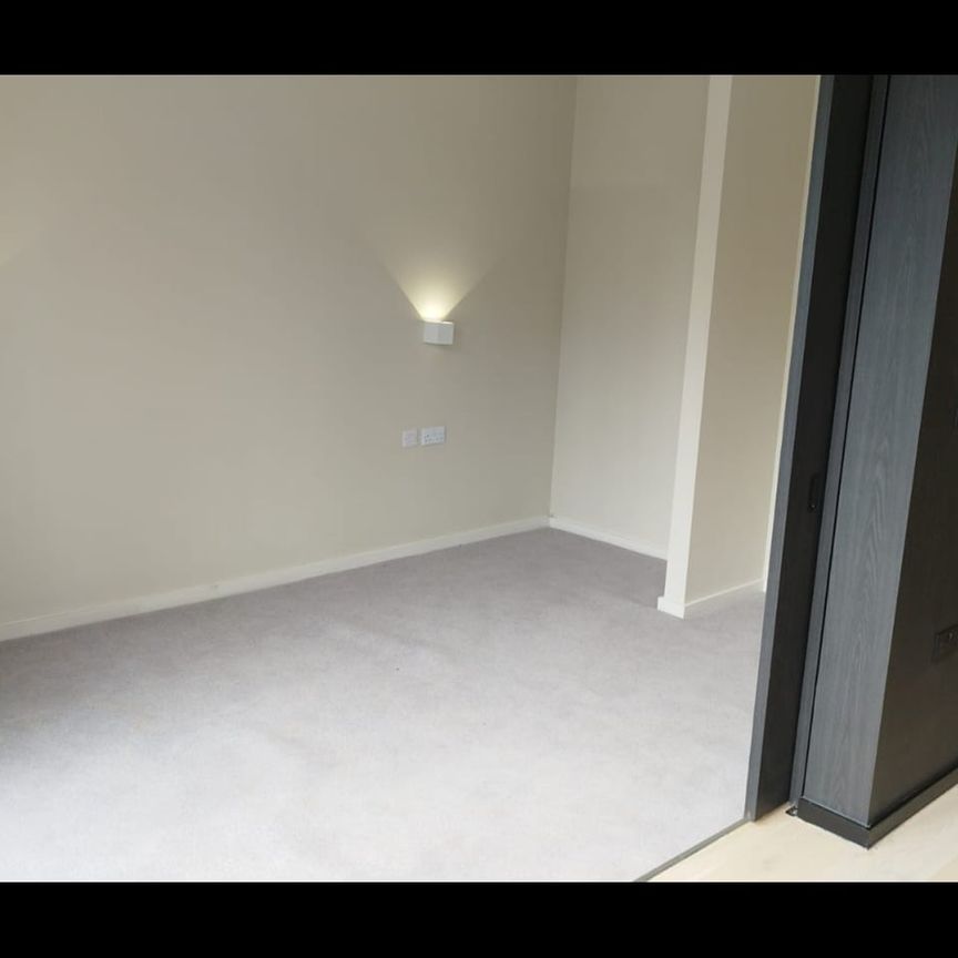 2 Bed Flat, Chester Road, M15 - Photo 1
