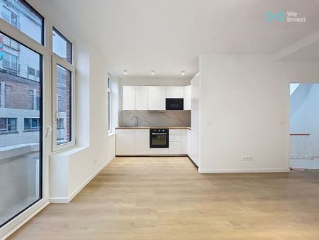 Appartement met één slaapkamer in Schaerbeek - Photo 2