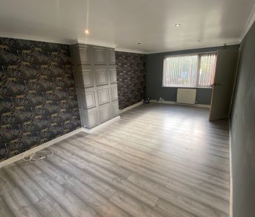 Fantastic 3 Bed Terraced House in Drayton - Photo 1