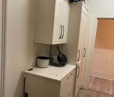 Room in a Shared House, Bedford Place, SO15 - Photo 3