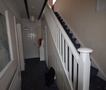 4 Bedroom House To Rent in Ensbury Park - £2,000 pcm Tenancy Info - Photo 1