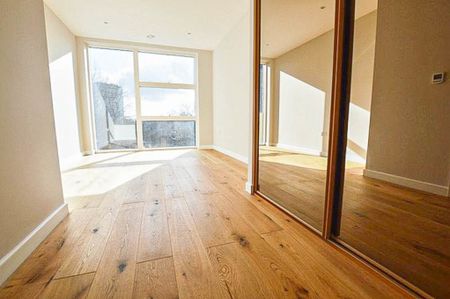 Amberley Road, Little Venice, London, W9 2JY - Photo 3