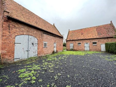 WONING MET 3 SLAAPKAMERS, BINNENKOER EN BIJGEBOUW TE MERKEM - Foto 5