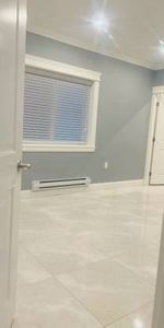 Killarney large Master bedroom with privet bathroom for rent - Photo 4