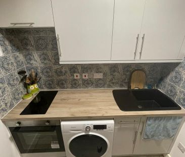 1 bedroom apartment to rent - Photo 4