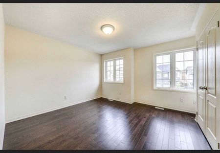 For Lease - 153 Dance Act Avenue Unit# Upper, Oshawa, Ontario - Photo 3