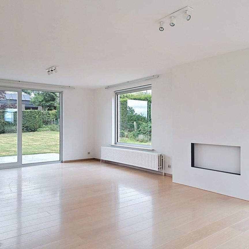 Villa te huur in Leefdaal voor € 1.850 met 4 slaapkamers - Photo 1