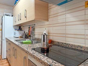 Piso de alquiler en Calle Amadeo Vives, Parque Ayala - Jardín de la Abadía - Huelín - Photo 3