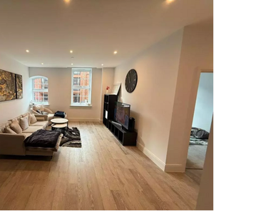 2 bedroom flat to rent - Photo 1