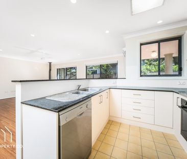 Comfortable Living with Space & Convenience - Photo 5