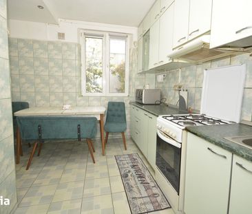 Inchiriez apartament 4 camere decomandat,loc Drumul Taberei - Photo 2