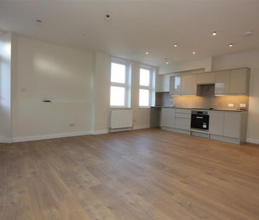 2 bedroom maisonette to rent - Photo 5