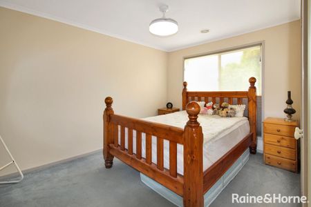 98 Barracks Flat Drive, Karabar, NSW 2620 - Photo 3