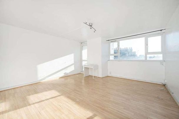 Richmond Road, Dalston, E8 - Photo 1