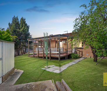 Spacious Family Home in a Quiet Court Location - Photo 5