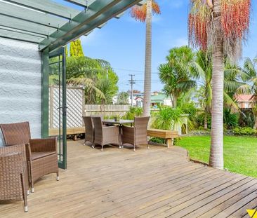 122 Hutchinson Avenue, New Lynn - Photo 3