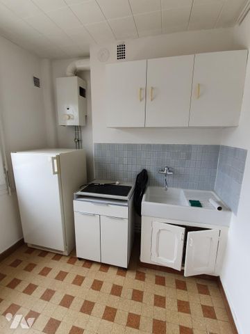 A LOUER T1 A PROXIMITE DE LA FACULTE ST CHARLES ET DU MUSEE DE PICARDIE - Photo 4