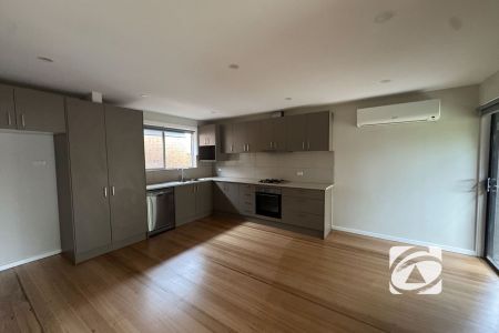 FAMILY COMFORT & CONVENIENCE - Photo 4