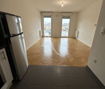 Location Appartement 2 pièces 45m² - Photo 2