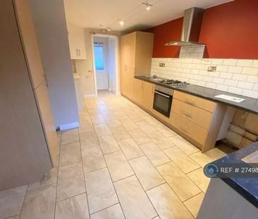 3 bedroom terraced house to rent - Photo 5