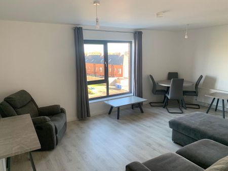 12 Cotton Hall, 5 Faulkner Road, Bangor, BT20 3FA - Photo 2