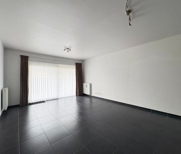 Instapklaar appartement met 2 slaapkamers en een mooi terras + garage - Foto 1