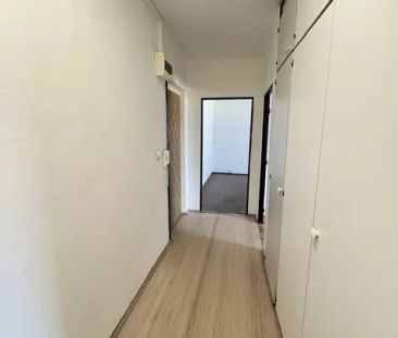 Pronájem bytu 2+1, 45 m - Fotografie 1