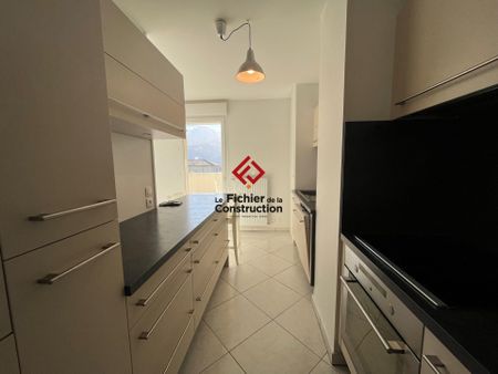 Location Appartement 3 pièces 71m² ST ISMIER 38330 - Photo 3