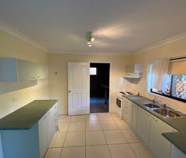 Self-Contained Downstairs Residence with Yard Maintenance Included - Photo 3