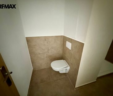 Pronájem bytu 2+kk s lodžií v klidné části Valašského Meziříčí. - Photo 3