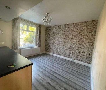 Beechwood Avenue, Bradford, BD6 - Photo 4