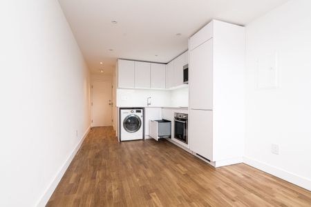 800 Richmond Street West - Photo 3