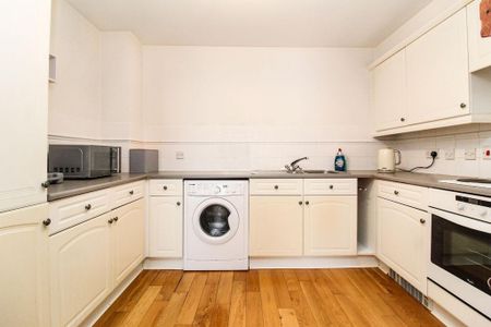 2 bedroom apartment to rent - Photo 5