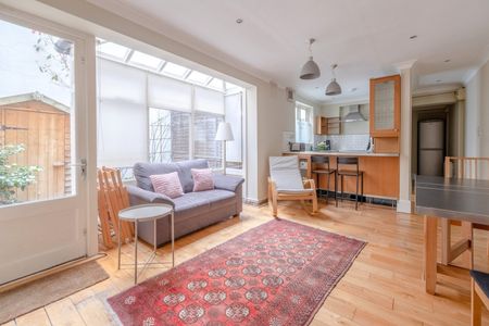 1 Bed Flat, Gloucester Terrace, W2 - Photo 4