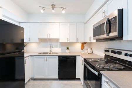 For Lease - 240 Ormond Drive Unit# C1, Oshawa, Ontario - Photo 5