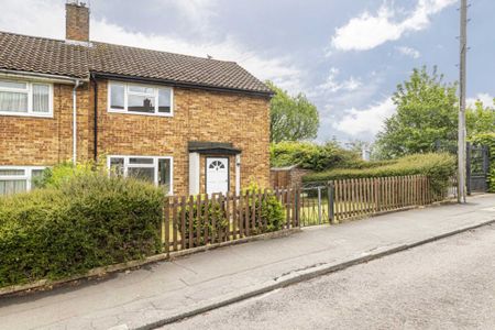 3 bed End of Terrace for rent - Photo 2