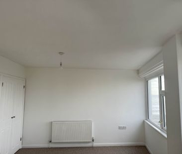 Nyewood Lane, Bognor Regis - Photo 5