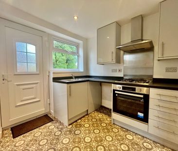 King Edward Avenue, Leeds, Horsforth - Photo 4