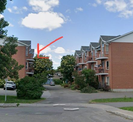 Maison à étages à Sainte-Thérèse - Photo 1