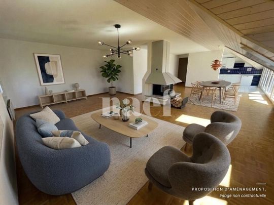 Au centre du village- Bel appartement de 5.5 pièces dans les combles avec cheminée et grand balcon - Photo 1