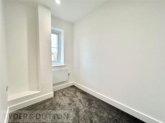 2 bedroom end of terrace house to rent - Photo 1