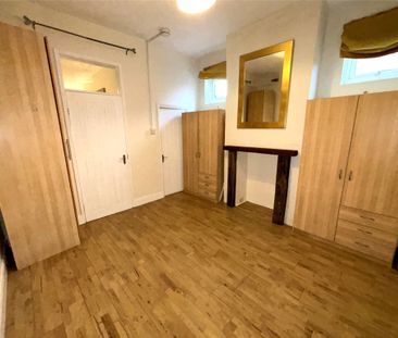 Lambton Road, London, SW20 - Photo 1