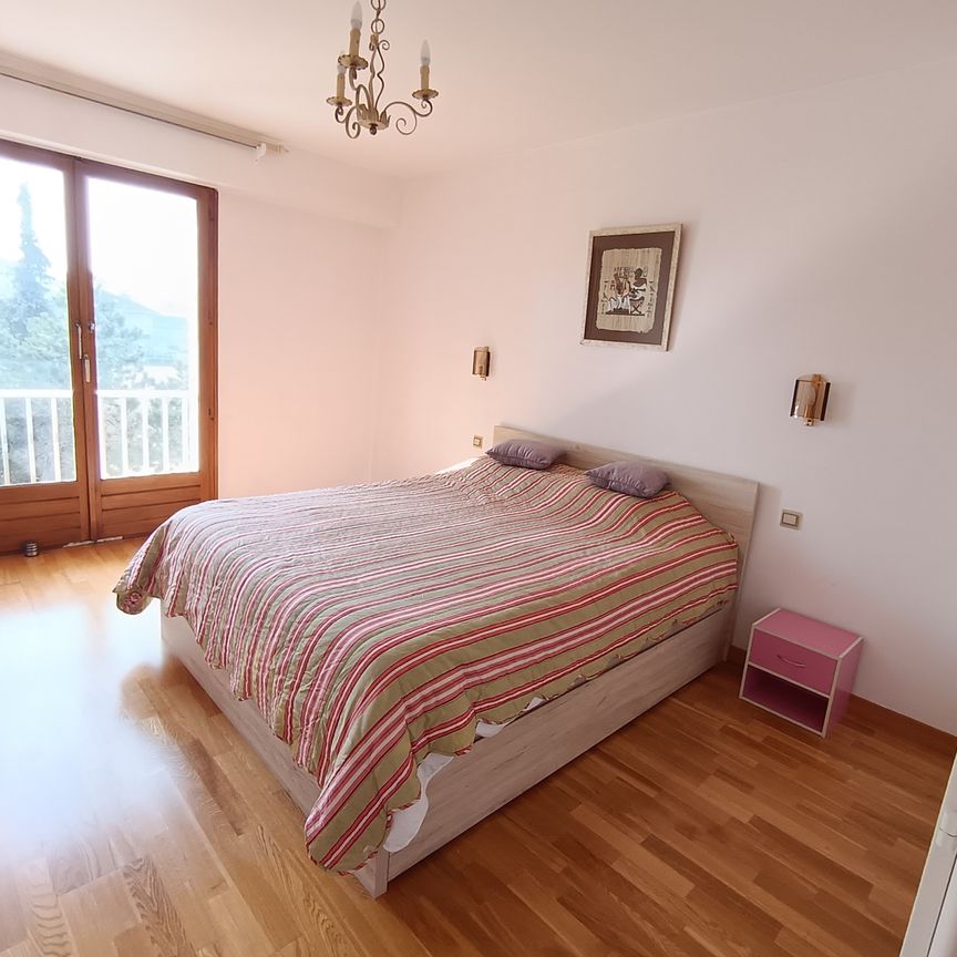 Location Appartement 3 pièces 81m² ANNEMASSE 74100 - Photo 1