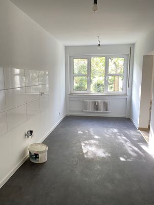 Sanierte 3 ZKB Wohnung mit Balkon in Trier-Ehrang - mit WBS! - Photo 1