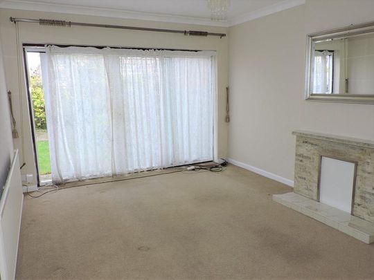 2 bedroom semi-detached bungalow to rent - Photo 1