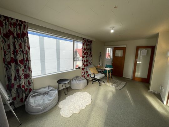 Prime location!! - Photo 1