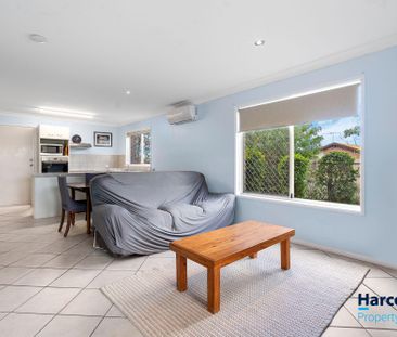 3 Bedroom Townhouse in Great Location - Photo 1