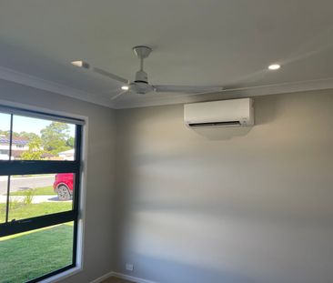 Near new 3 bedroom duplex in new estate - Photo 6