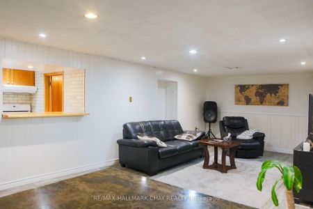 For Lease - 441 Orsi Avenue Unit# Lower, Bradford West Gwillimbury, Ontario - Photo 3